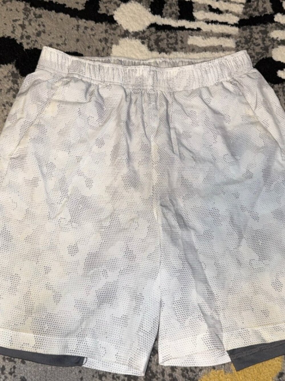 Old Navy Active Boys Light Gray shorts